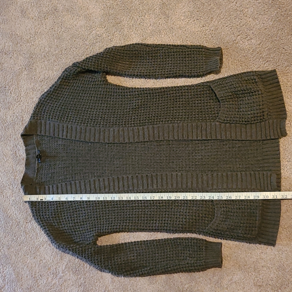 Super cute Express sweater